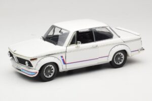 BMW 2002 Turbo E10 ホワイト Anson 1:18 30393 メタル