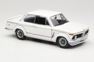 BMW 2002 Turbo E10 ホワイト Anson 1:18 30393 メタル - 画像 6/8