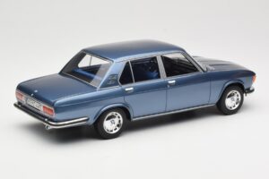 BMW 2500 E3 Blue Metallic BoS Models 1:18 BOS030 レジン - 画像 2/6