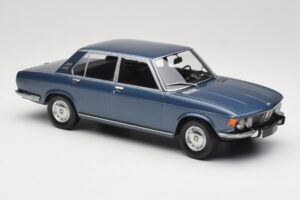 BMW 2500 E3 Blue Metallic Minichamps 1:18 155029200 メタル - 画像 4/6