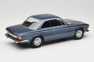 BMW 2800 CS E9 ブルーメタリック Minichamps 1:18 155028032 メタル - 画像 2/6