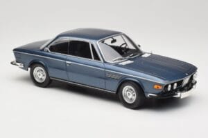 BMW 2800 CS E9 ブルーメタリック Minichamps 1:18 155028032 メタル - 画像 4/6