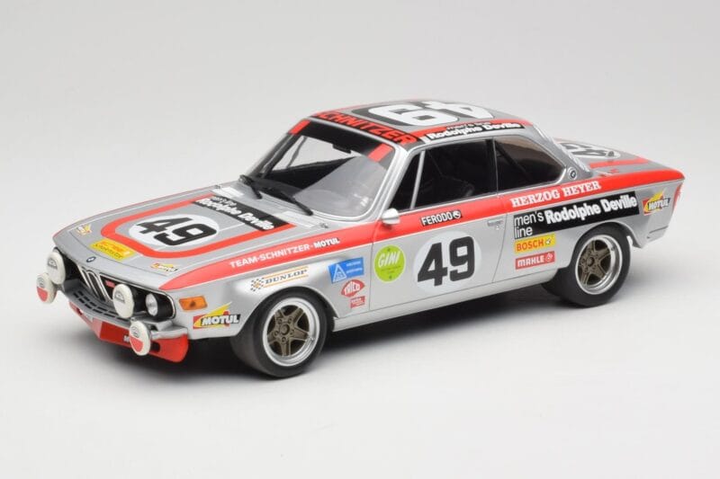 BMW 2800 CS E9 #49 Team Schnitzer G. Herzog / H. Heyer 24 Hours of Spa 1972 Minichamps 1:18 155722749 メタル