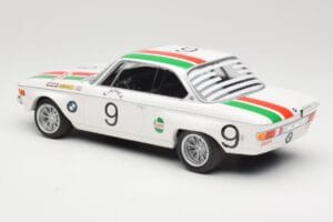 BMW 2800 CS E9 #9 Castrol BMW T. Moorkens / E. Haxhe 24 Hours of Spa 1971 Minichamps 1:18 155712709 メタル - 画像 5/6