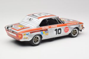 BMW 2800 CS Team Schnitzer #10 J. Fitzpatrick / J. Peltier Spa 1972 Minichamps 1:18 155722710 メタル - 画像 2/6