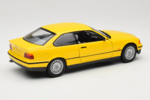 BMW 3 Series E36 クーペ イエロー UT Models 1:18 180023320 メタル - 画像 3/8