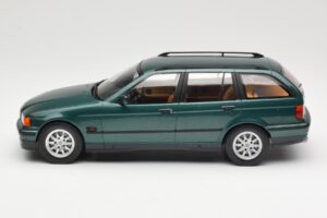 BMW 3 Series E36 Touring Green Metallic MCG 1:18 MCG18366 メタル - 画像 3/6