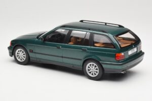 BMW 3 Series E36 Touring Green Metallic MCG 1:18 MCG18366 メタル - 画像 5/6