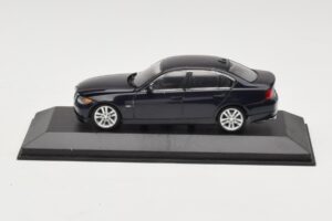 BMW 3 Series E90 Dark Blue Metallic Minichamps 1:43 80420392151-R メタル