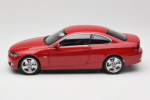 BMW 3 Series E92 レッド Kyosho 1:18 80430407219 メタル - 画像 4/8