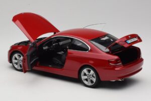 BMW 3 Series E92 レッド Kyosho 1:18 80430407219 メタル - 画像 5/8