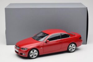 BMW 3 Series E92 レッド Kyosho 1:18 80430407219 メタル - 画像 8/8