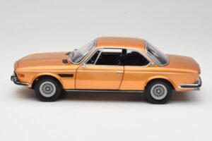 BMW 3.0 CSi E9 Gold Metallic Minichamps 1:18 180029027 メタル - 画像 4/8