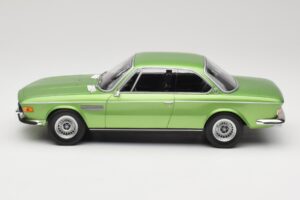 BMW 3.0 CSi E9 Green Metallic Minichamps 1:18 155028034 メタル - 画像 3/6