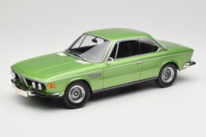 BMW 3.0 CSi E9 Green Metallic Minichamps 1:18 155028034 メタル