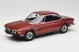 BMW 3.0 CSi E9 Red Metallic Minichamps 1:18 155028031 メタル