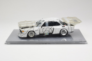 BMW 3.0 CSL Art Car Frank Stella Minichamps 1:18 80430150928 メタル