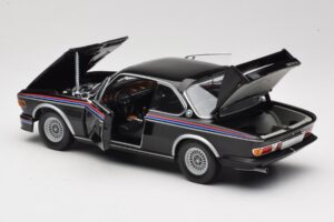 BMW 3.0 CSL E9 ブラック Minichamps 1:18 180029025 メタル - 画像 5/8