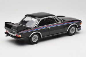BMW 3.0 CSL E9 ブラック Minichamps 1:18 180029025 メタル - 画像 3/8