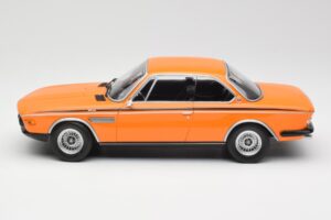 BMW 3.0 CSL E9 オレンジ Minichamps 1:18 155028131 メタル - 画像 3/6