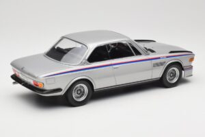 BMW 3.0 CSL E9 Polaris Silver Minichamps 1:18 155028135 メタル - 画像 2/6