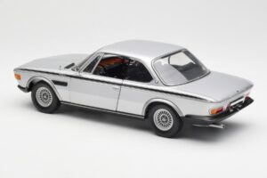 BMW 3.0 CSL E9 シルバー Minichamps 1:18 180029020 メタル - 画像 7/8