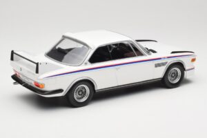 BMW 3.0 CSL E9 ホワイト Minichamps 1:18 155028136 メタル - 画像 2/6