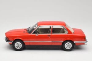 BMW 316 E21 レッド Minichamps 1:18 107024100 レジン - 画像 3/6