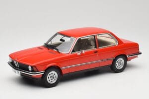 BMW 316 E21 レッド Minichamps 1:18 107024100 レジン