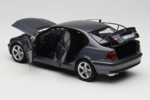 BMW 318i E46 Grey Metallic ディーラー エディション UT Models 1:18 80430028459 メタル - 画像 5/8