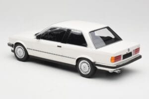 BMW 323i E21 ホワイト Minichamps 1:18 155026005 メタル - 画像 5/6