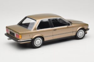 BMW 323i E30 Brown Metallic Minichamps 1:18 155026004 メタル - 画像 2/6