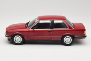 BMW 323i E30 Carmine Minichamps 1:18 155026008 メタル - 画像 3/6