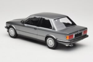 BMW 323i E30 Grey Metallic Minichamps 1:18 155026006 メタル - 画像 5/6