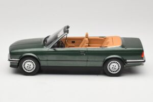 BMW 325i E30 カブリオレ グリーン MCG 1:18 MCG18545 メタル - 画像 3/6