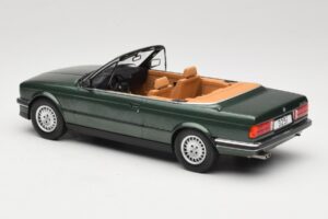 BMW 325i E30 カブリオレ グリーン MCG 1:18 MCG18545 メタル - 画像 5/6