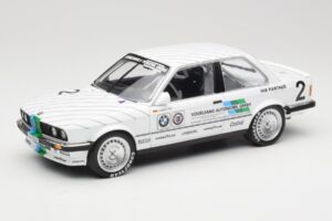 BMW 325i E30 #2 O. Manthey Vogelsang Automobile 3rd Place Eifel Race DTM 1986 Minichamps 1:18 155862602 メタル