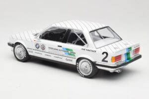 BMW 325i E30 #2 O. Manthey Vogelsang Automobile 3rd Place Eifel Race DTM 1986 Minichamps 1:18 155862602 メタル - 画像 5/6