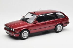 BMW 325i E30 Touring レッドメタリック Norev 1:18 183218 メタル