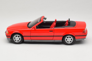 BMW 325i E36 カブリオレ レッド Maisto 1:18 50229 メタル - 画像 4/8