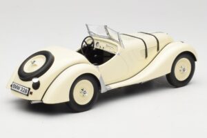 BMW 328 Roadster ホワイト Minichamps 1:18 80435A8F228 メタル - 画像 2/6