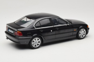 BMW 328i E46 ブラック UT Models 1:18 80439422373 メタル - 画像 3/8