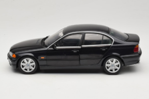 BMW 328i E46 ブラック UT Models 1:18 80439422373 メタル - 画像 4/8