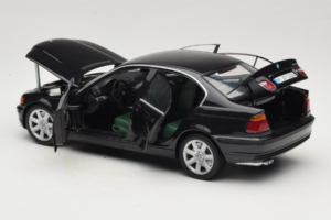 BMW 328i E46 ブラック UT Models 1:18 80439422373 メタル - 画像 5/8