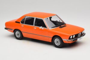 BMW 5 Series E12 オレンジ MCG 1:18 MCG18540 メタル - 画像 4/6