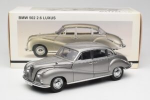 BMW 502 2.6 Luxus Silver Beige Metallic AUTOart 1:18 70591 メタル - 画像 8/8