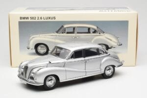 BMW 502 2.6 Luxus Super シルバー AUTOart 1:18 70593 メタル - 画像 8/8