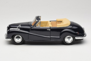 BMW 502 カブリオレ ブラック Maisto 1:18 31817 メタル - 画像 4/8