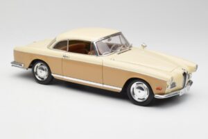 BMW 503 ベージュ Revell 1:18 8832 メタル - 画像 6/8