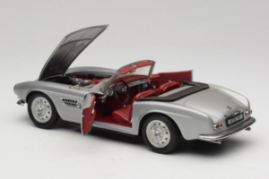 BMW 507 カブリオレ シルバー Revell 1:18 8829 メタル - 画像 5/8